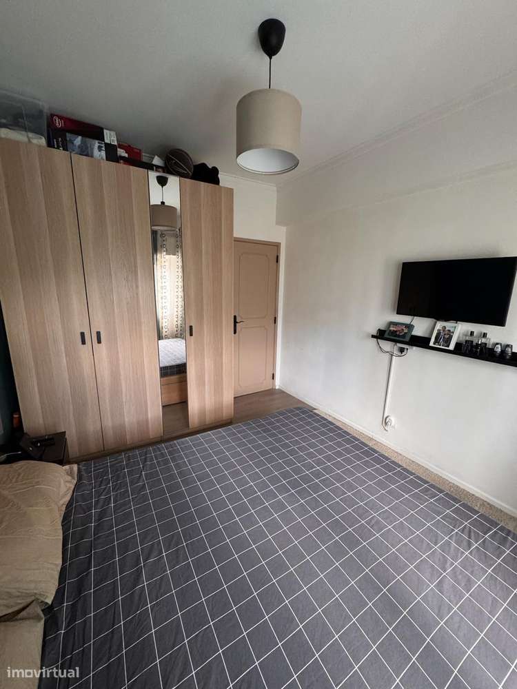 T1 + 1 com varanda,  e ar condicionado em Amadora - Grande imagem: 5/17