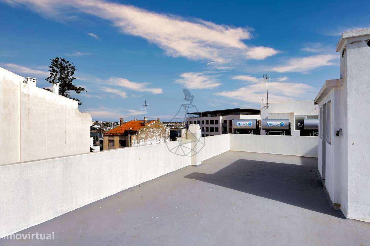 Viva o Encanto da Cidade Antiga - Apartamento com Tetos Altos e Muito-36