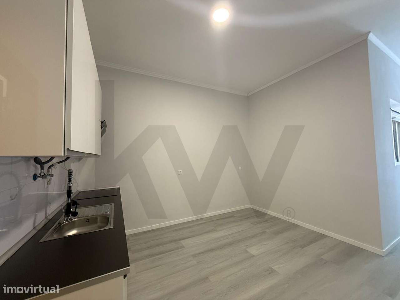 T1 Remodelado – Queluz/Belas (Afetação: comércio) - Grande imagem: 2/11