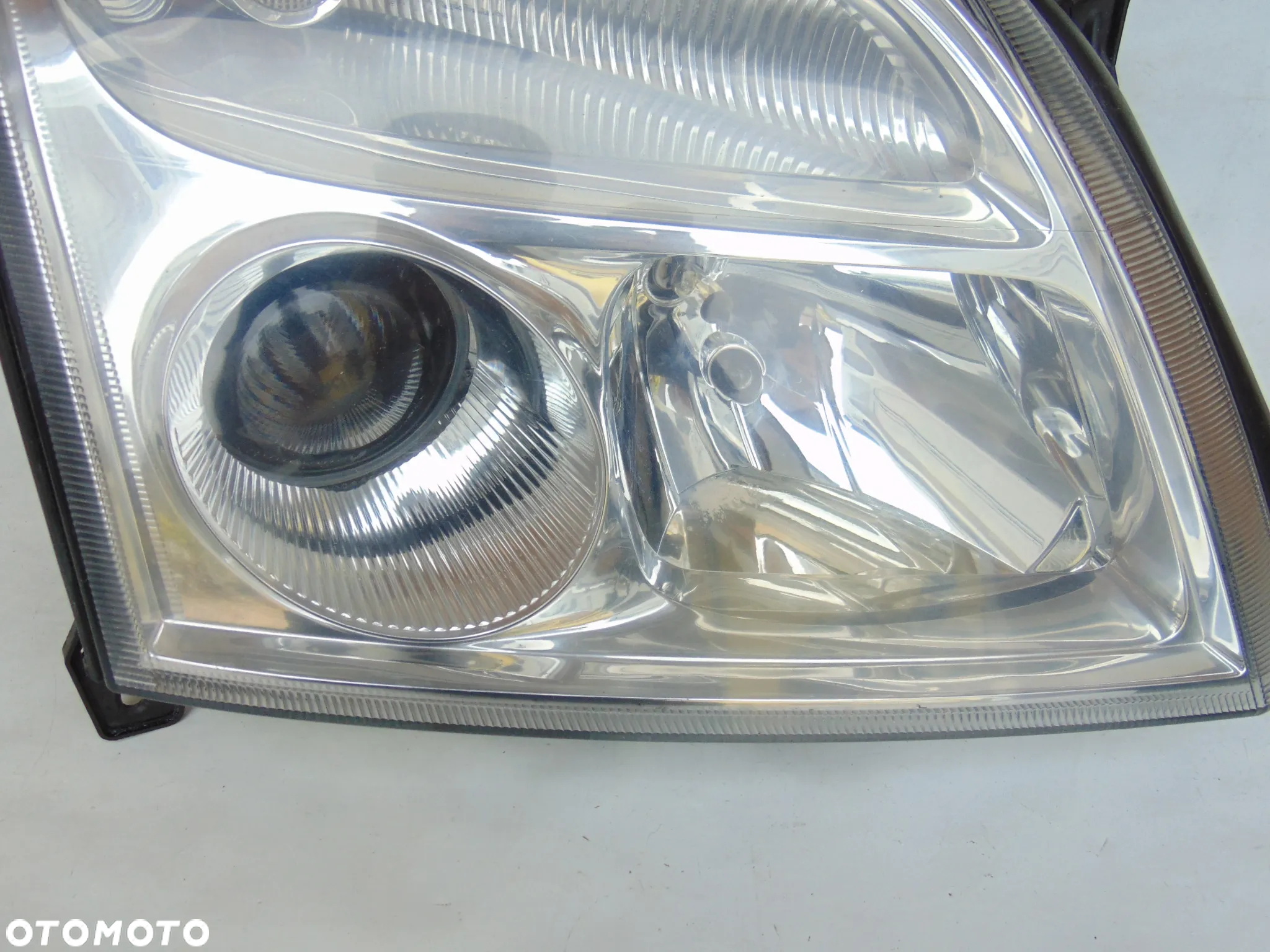 ORYGINAŁ lampa przednia przód prawa Opel Vectra C Signum 02-05r EUROPA - 2