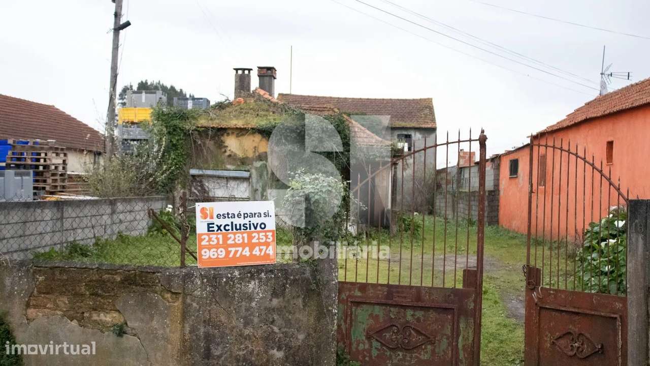 Moradia térrea T3, terreno com poço e dependências - Grande imagem: 2/13