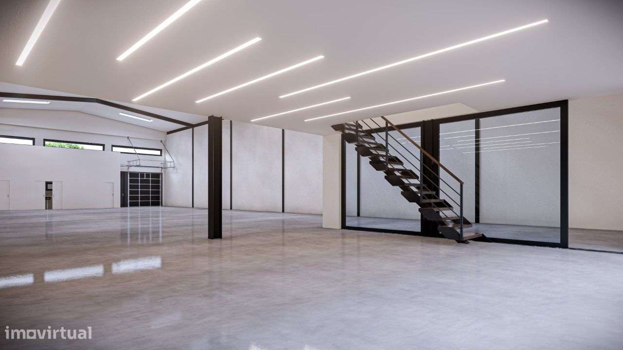 Pavilhão Industrial nas 7 Fontes-24