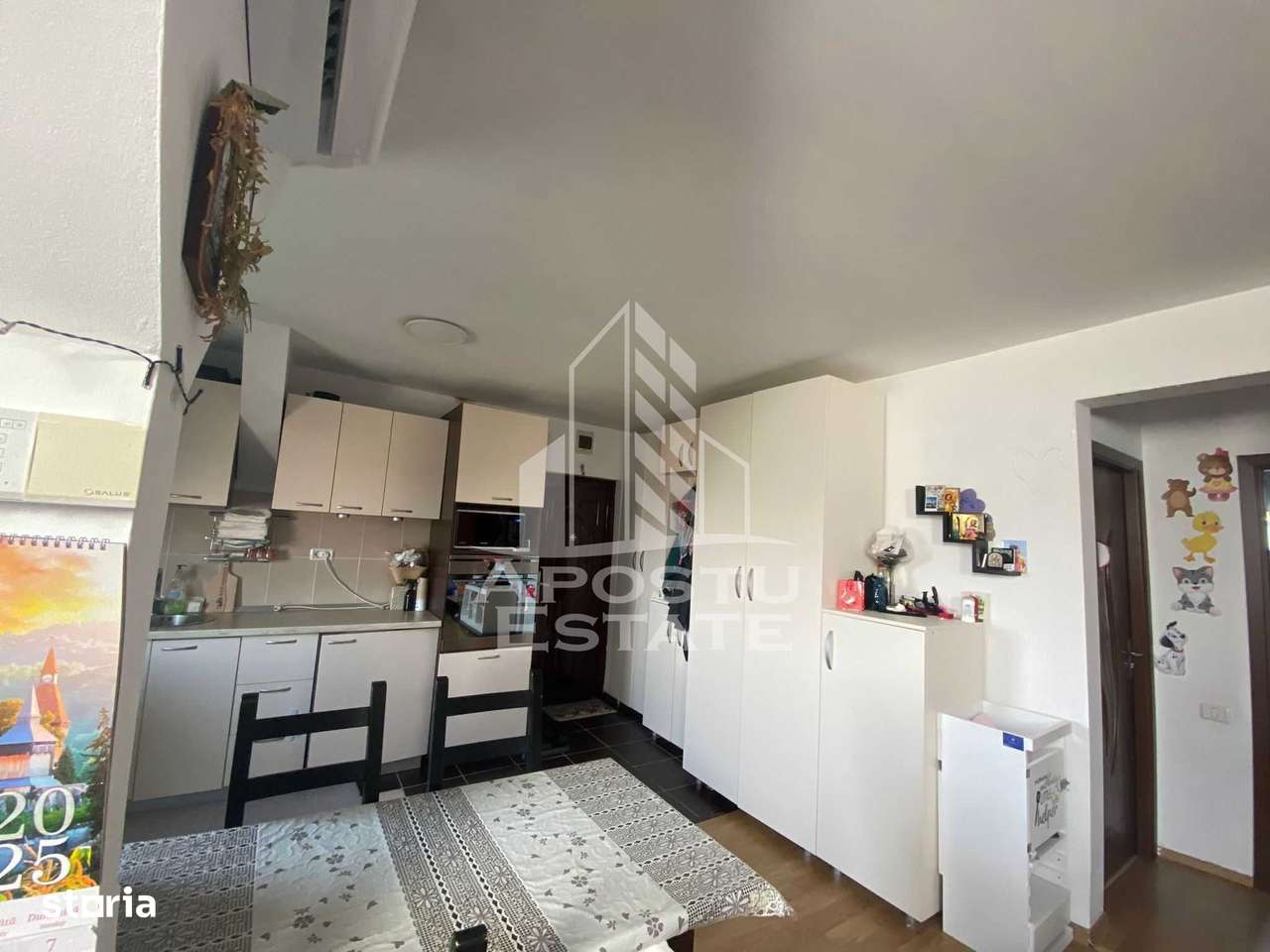 Apartament cu 3 camere, centrala proprie, zona Soarelui - Imagine principală: 3/8