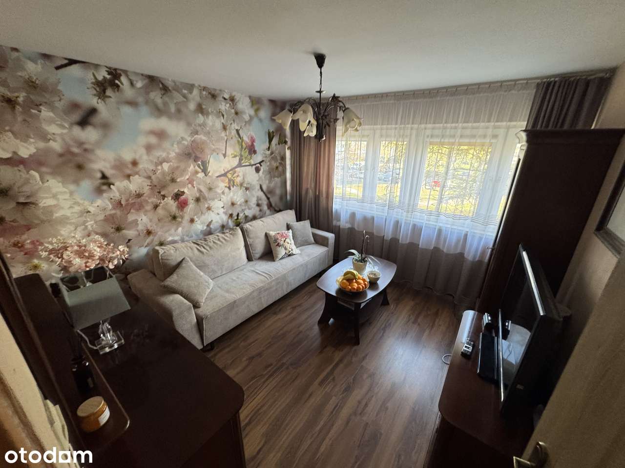 Na sprzedaż 3 pokoje, oddzielna widna kuchnia, 53 m2 - Pełny obrazek: 2/8