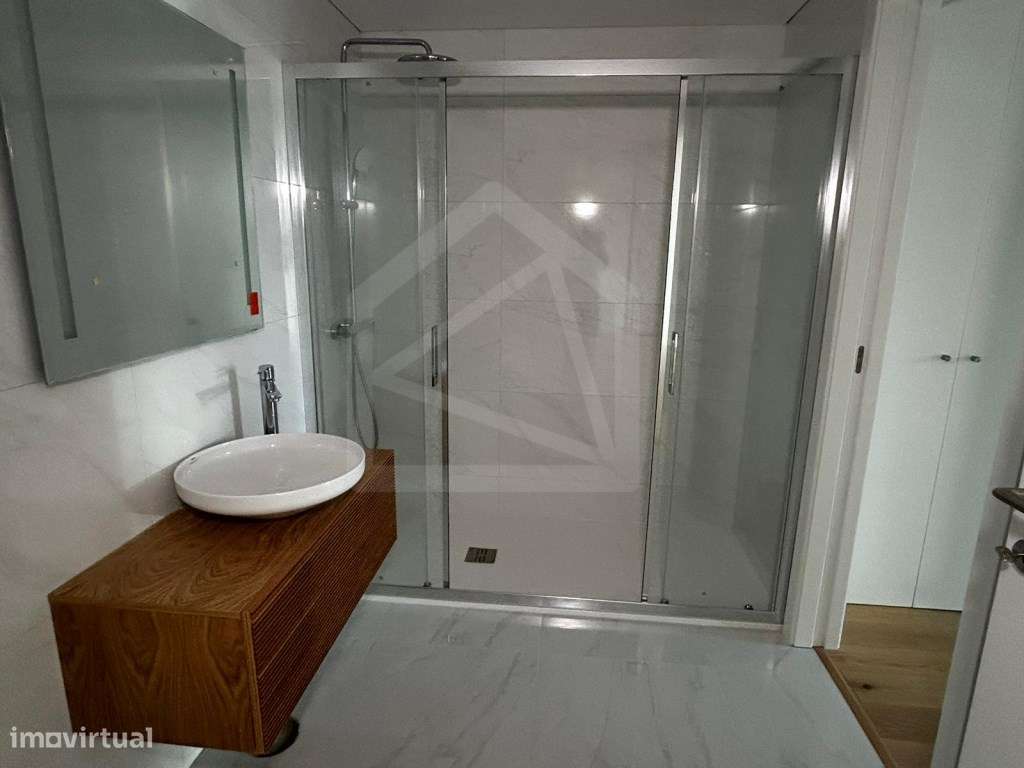 Apartamento T1 em Oliveira de Azeméis-13