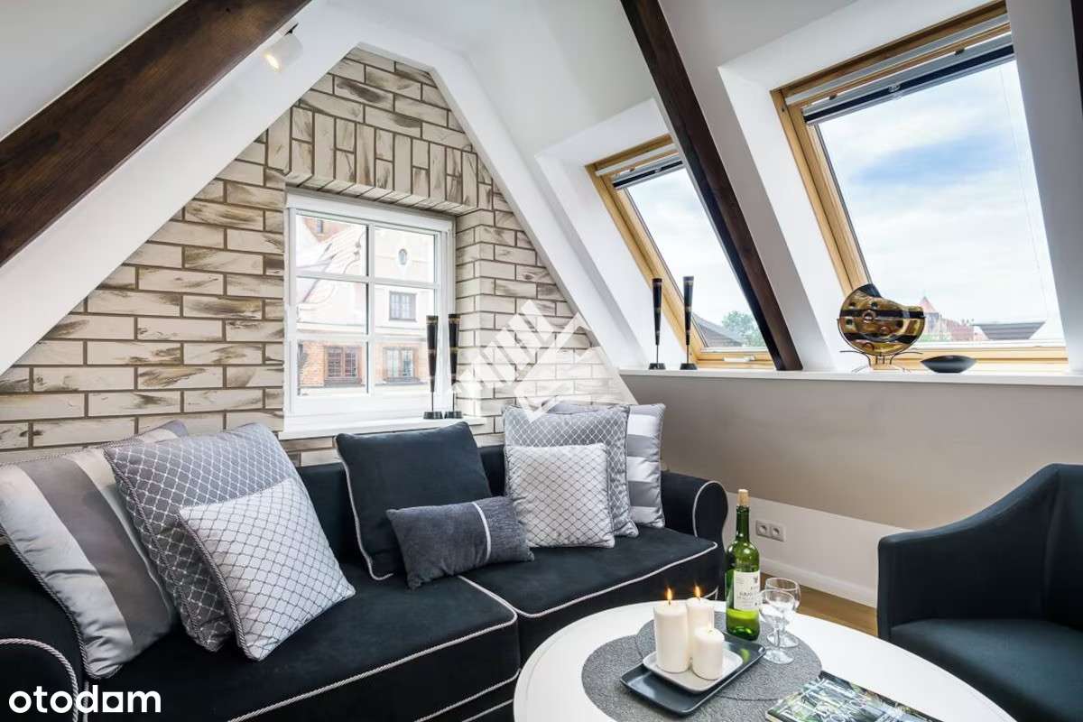 Straganiarska | klimatyczne mieszkanie na poddaszu-6