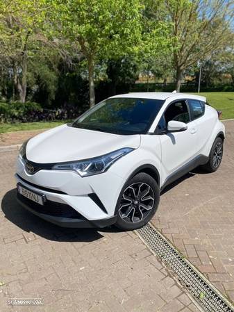 Toyota C-HR 1.2 Turbo - 1