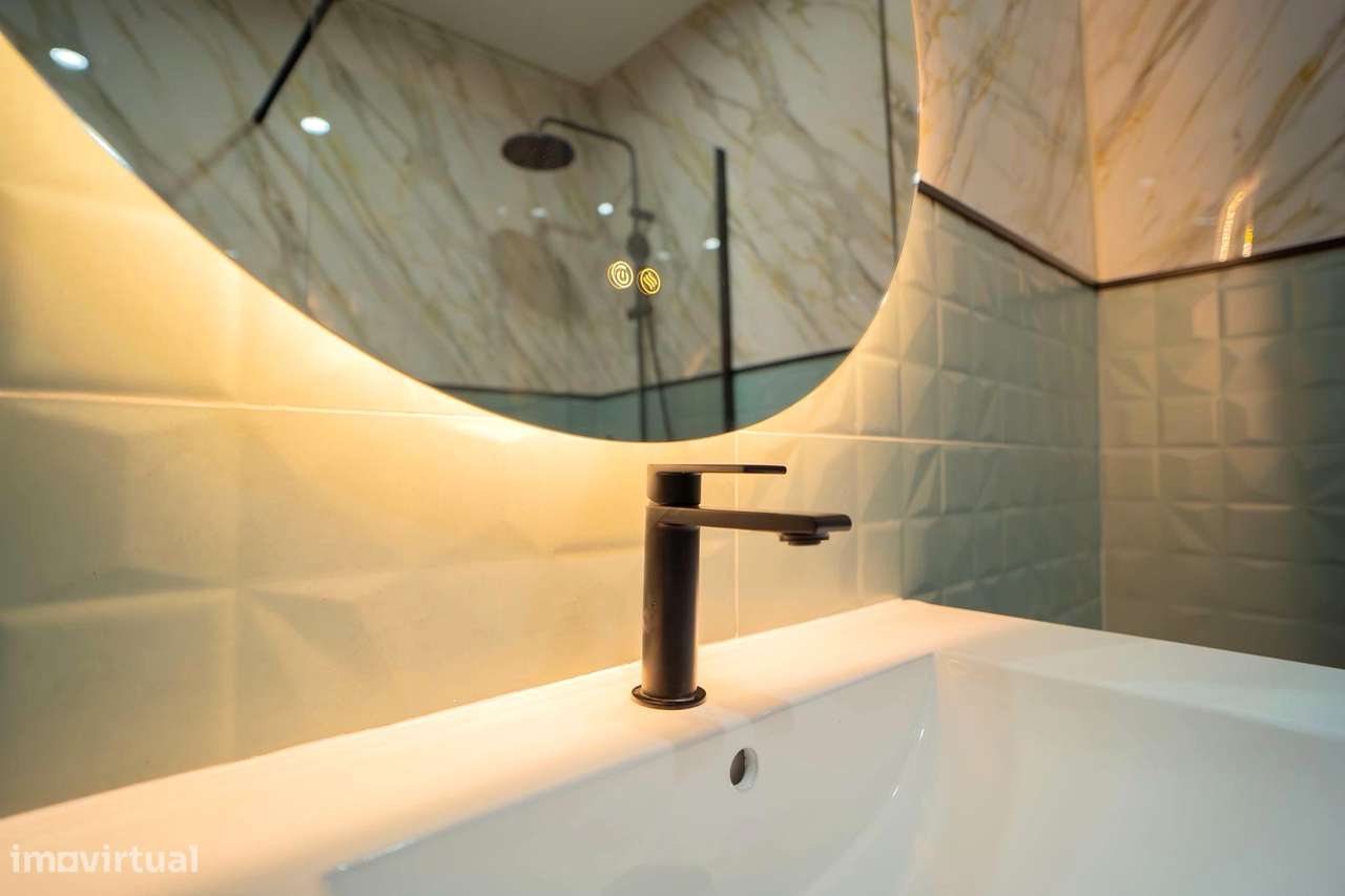 Excelente Apartamento T2 Remodelado – Paio Pires-19