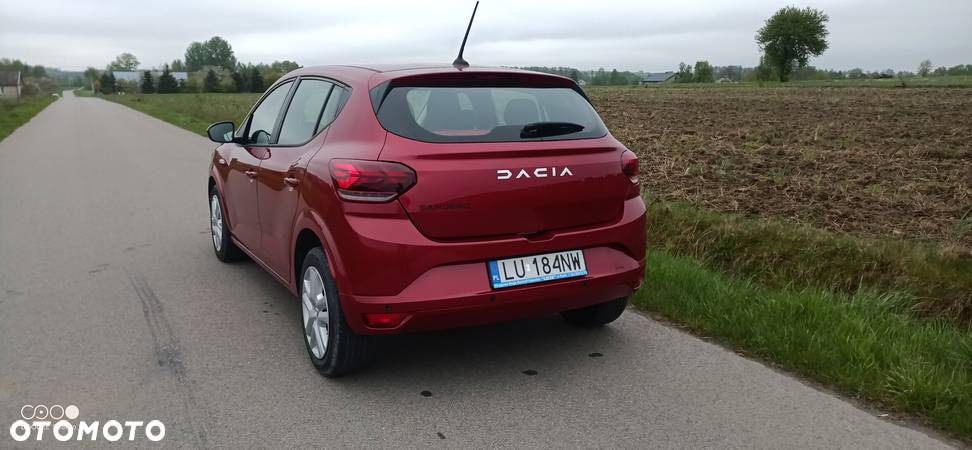 Dacia Sandero - 5