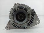 Alternador Volkswagen Passat (3B2) - 1