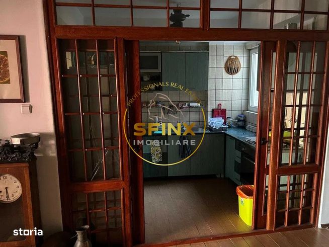 De vanzare 3 camere  zona Matei Voievod-5