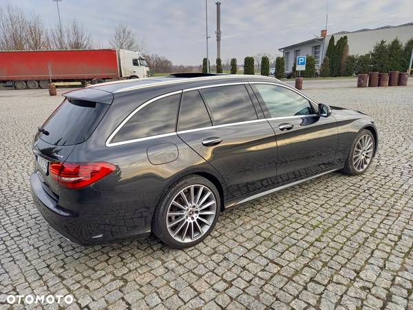 Mercedes-Benz Klasa C 220 d 4Matic T 9G-TRONIC AMG Line - 6