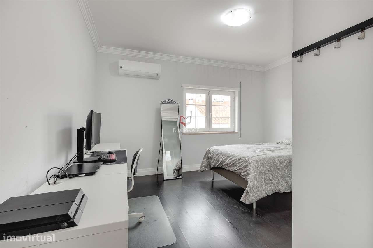 Moradia Premium T4 com Sótão, Ginásio, Garagem e Excelentes Áreas | Mo-34