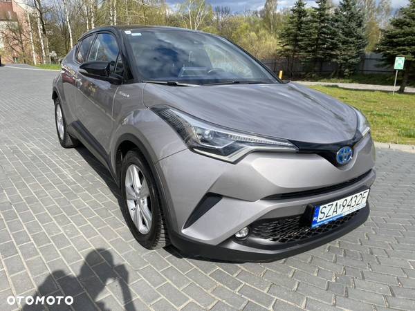 Toyota C-HR Hybrid Style Selection - 9