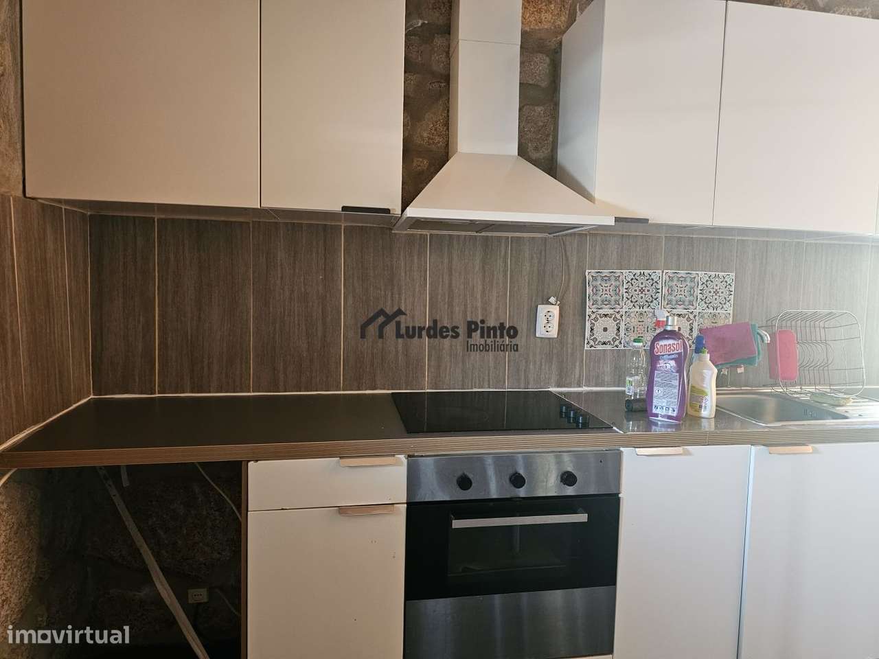 Moradia mobilada com quintal - Grande imagem: 5/26