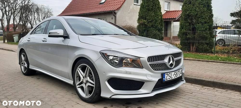 Mercedes-Benz CLA 250 4Matic 7G-DCT AMG Line - 3