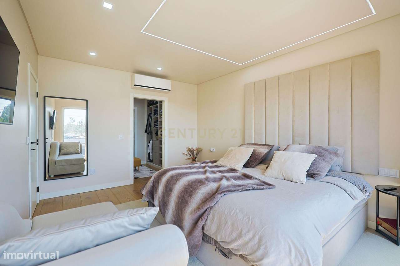 Moradia de Luxo | Duas Master Suites | Piscina de Água Salgada-20