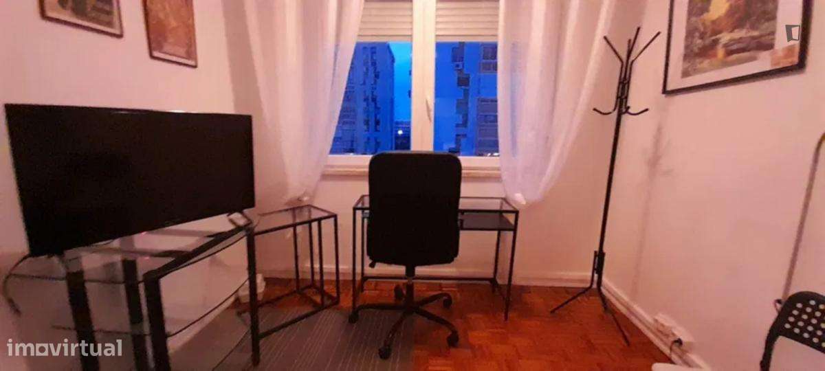 Quarto - localizado em Carcavelos Lisbon - Grande imagem: 5/10