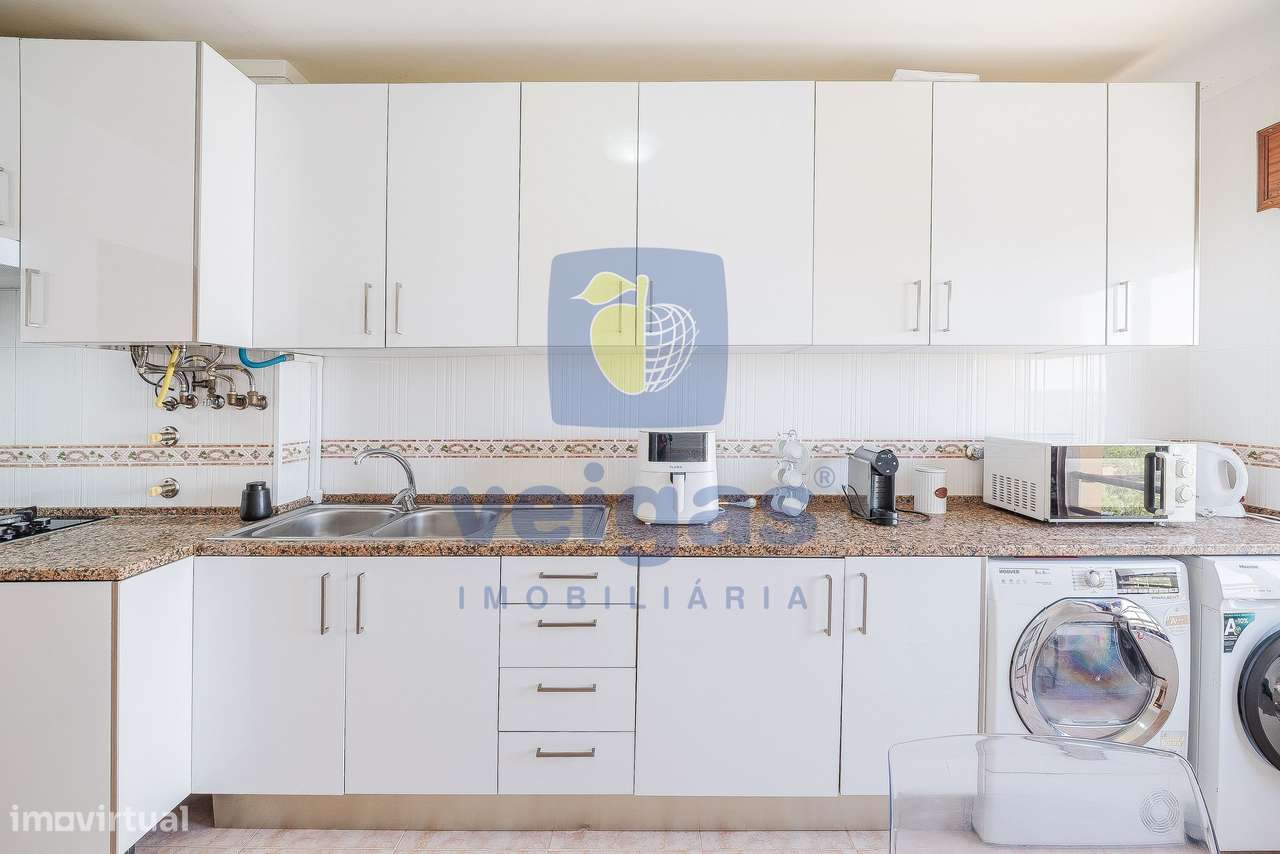 Apartamento T2 como novo, equipado e mobilado em Fitares-29