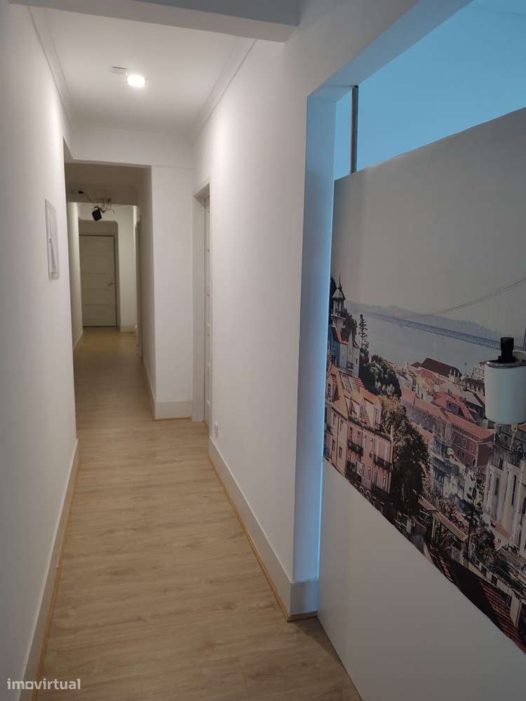 Excelente T7 para venda na Cruz de Celas-33