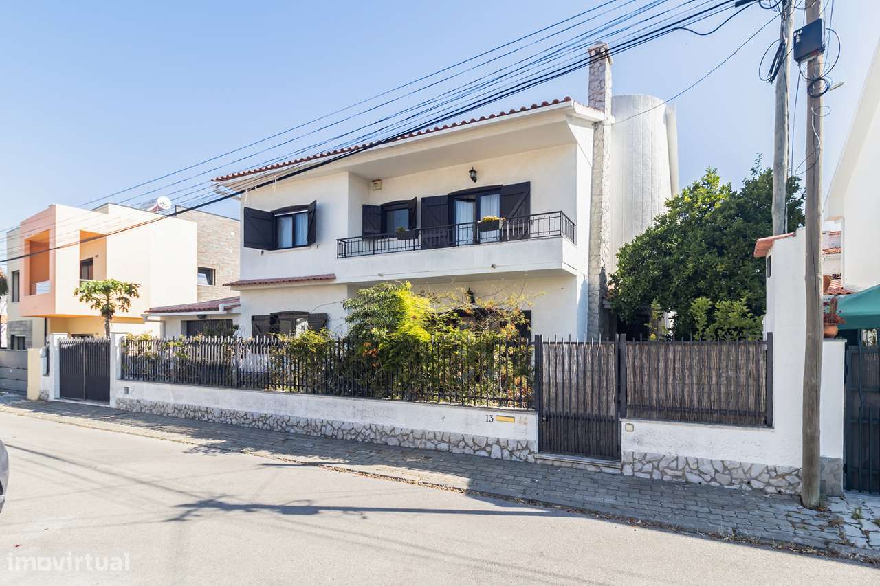 Moradia T5 isolada, Garagem , Quinta Charnequinha-28
