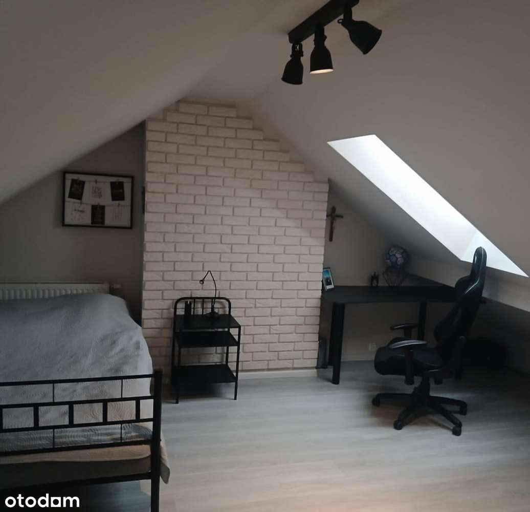 Dom z garażem i ogrodem w centrum!-9