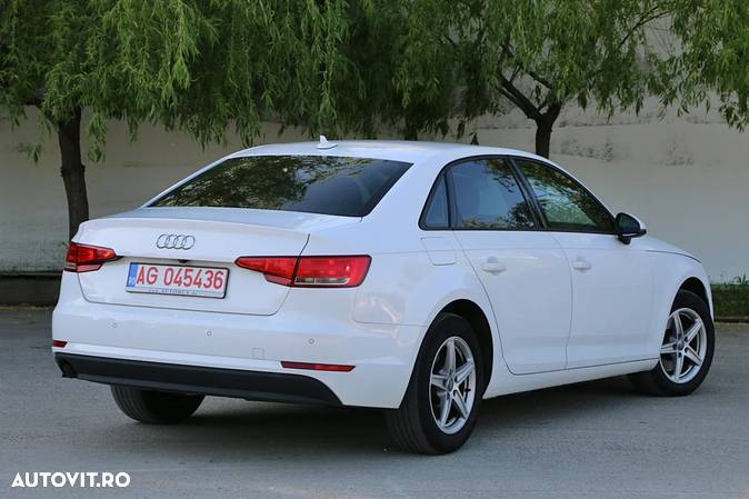 Audi A4 2.0 TDI S tronic - 5