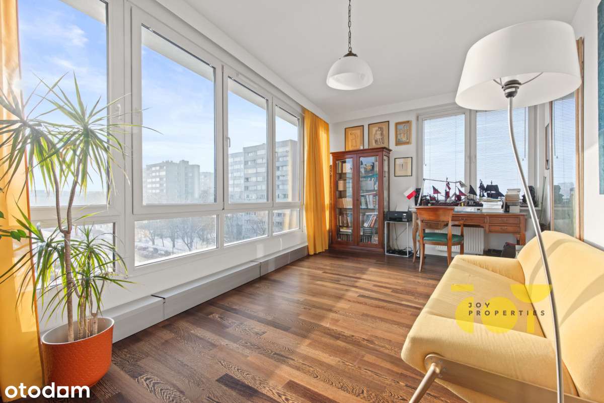 Komfortowy apartament z miejscem parkingowym-1