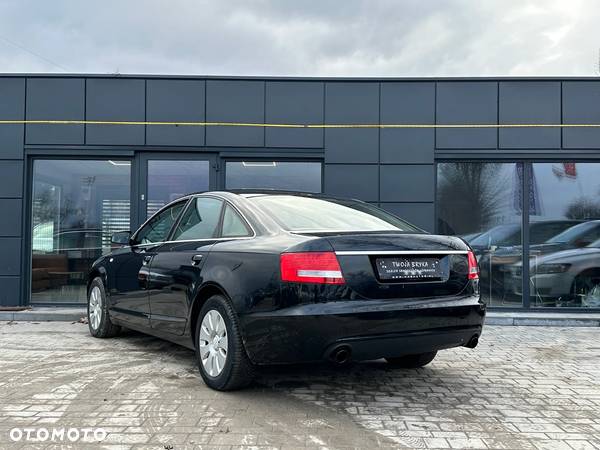 Audi A6 2.4 - 10