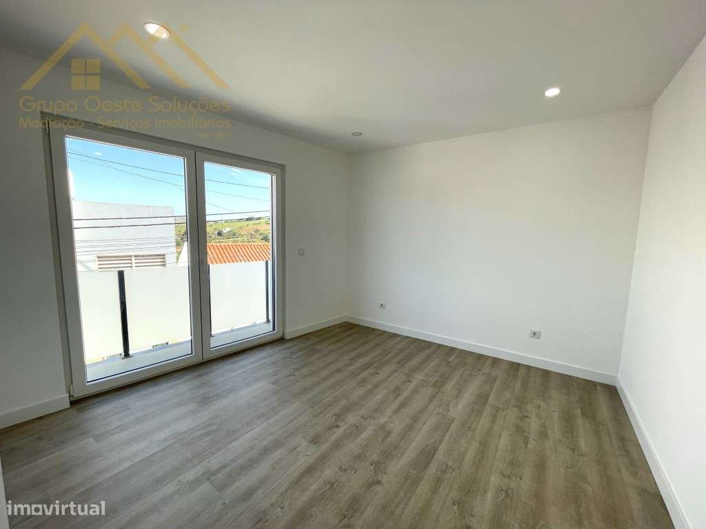 Apartamento T2 em Torres Vedras-12
