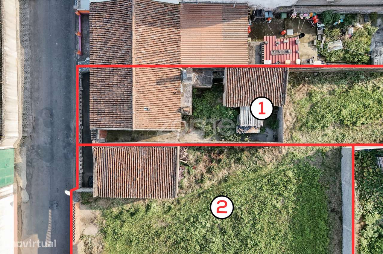 Conjunto Imobiliário com Moradia, Ruína e Terrenos na Ribeira Grande-3