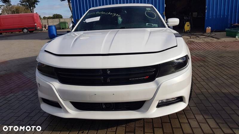 DODGE CHARGER 15 CWIARTKA SLUPEK SRODKOWY PRAWY - 5