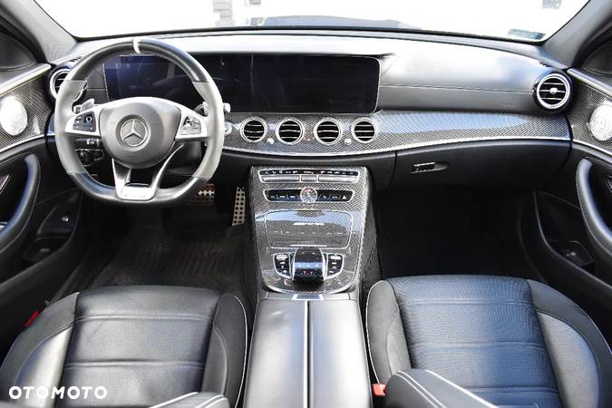 Mercedes-Benz Klasa E AMG 63 S 4-Matic+ - 18