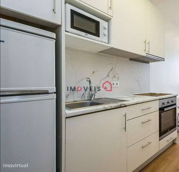 Estúdio no centro da cidade de Leiria - Grande imagem: 3/6