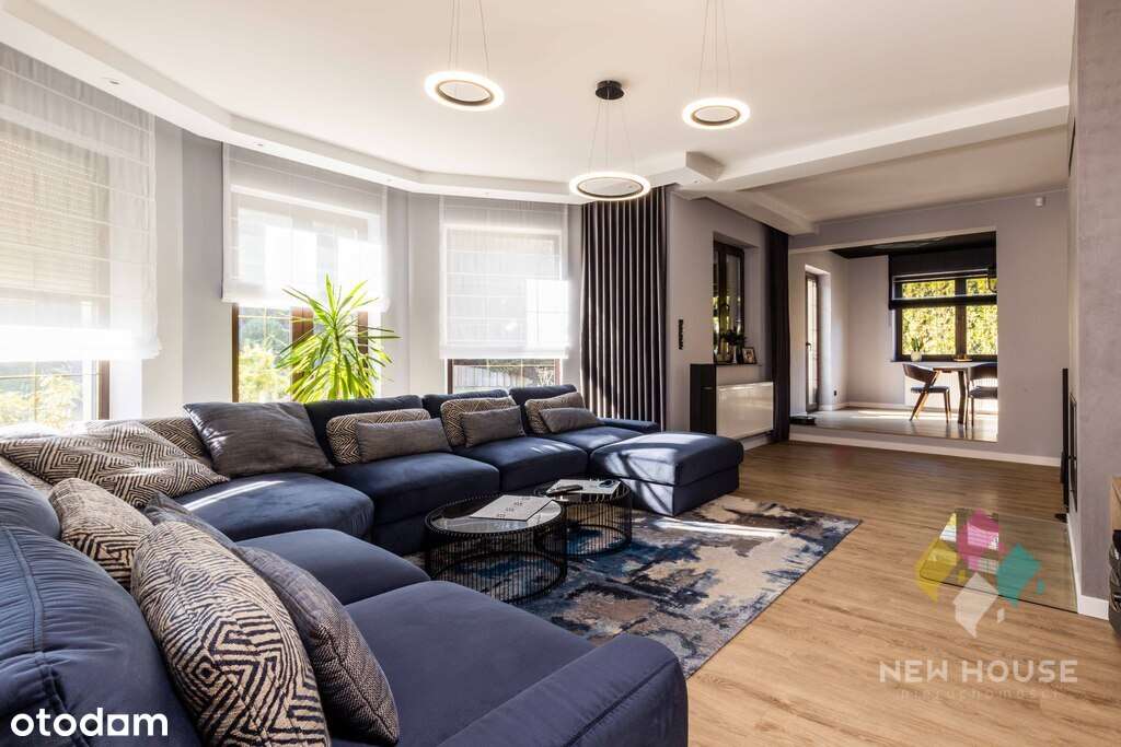 Nowoczesny wolnostojący dom z garażem przy lesie - Pełny obrazek: 5/20