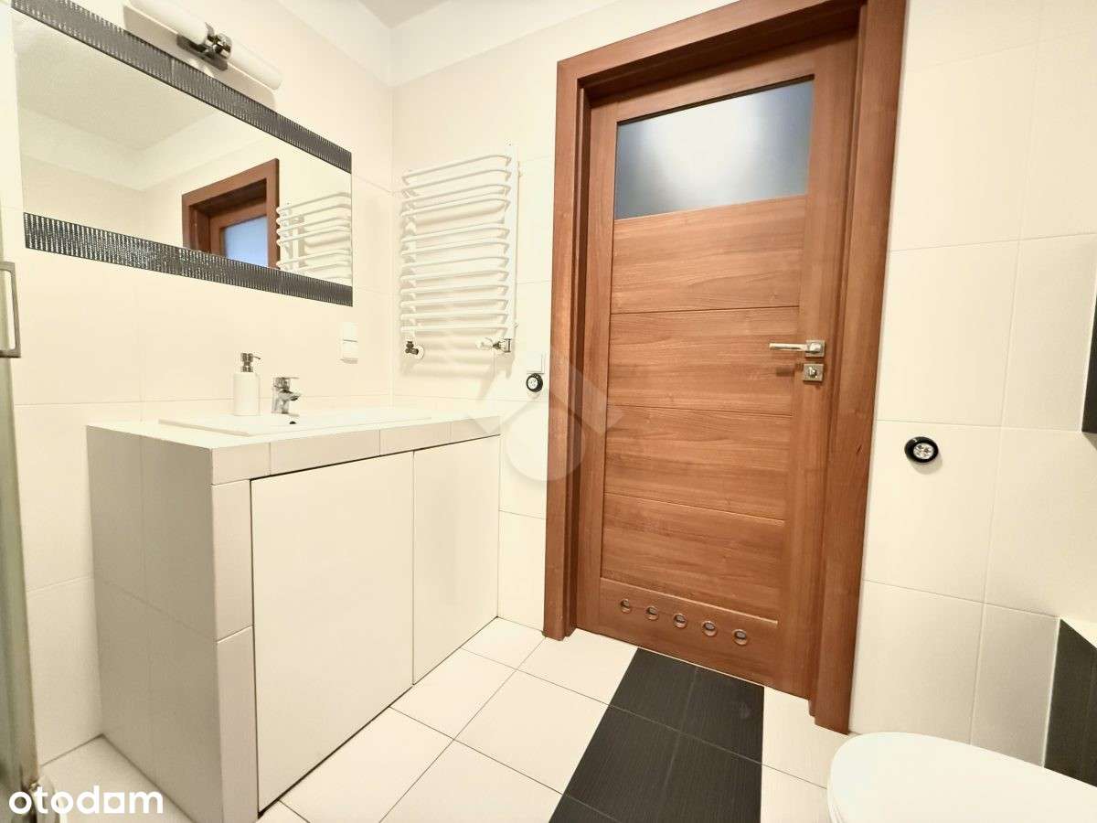 Przestronne 3- pokojowe mieszkanie z balkonem!-15