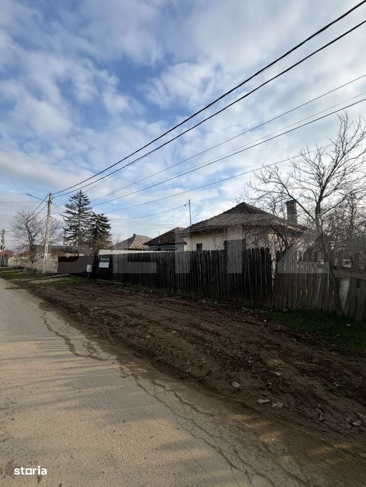 Teren intravilan, toate utilitatile, 2223 mp, Bals - Imagine principală: 2/5
