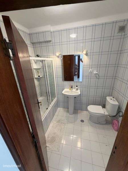 Arrenda-se  apartamento T2 - Grande imagem: 2/8