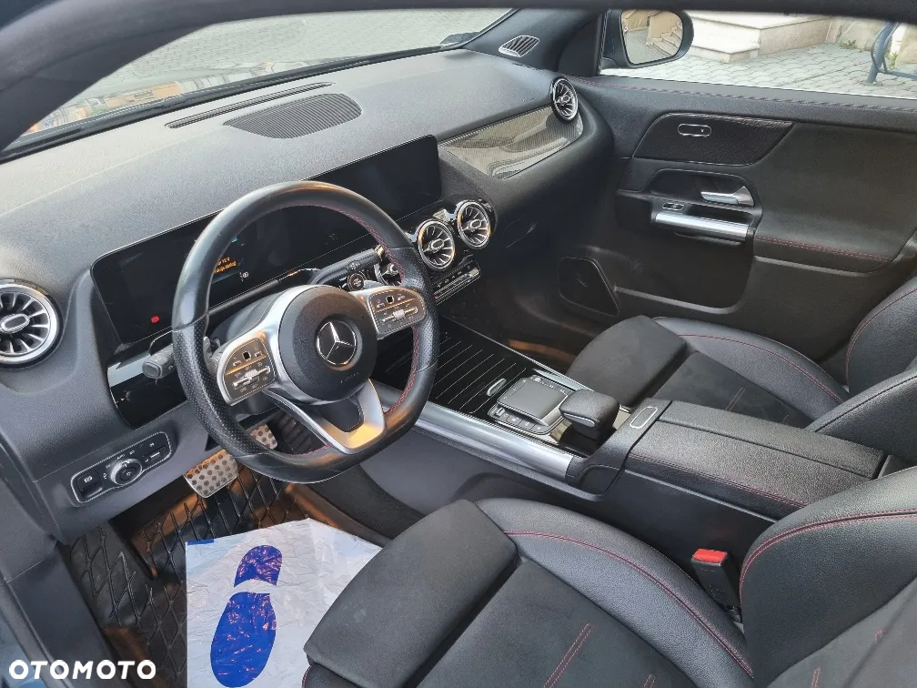 Mercedes-Benz GLA 200 AMG Line - 5