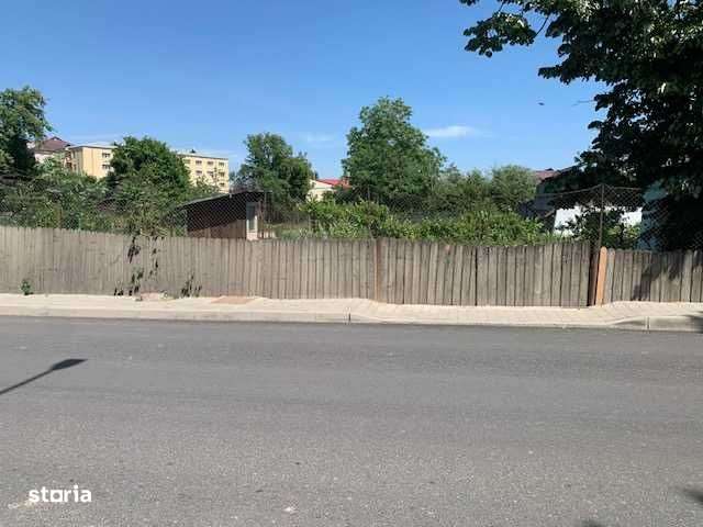 Investitie super profi - spatiu com , casa si teren centrul Barladului - Imagine principală: 4/5