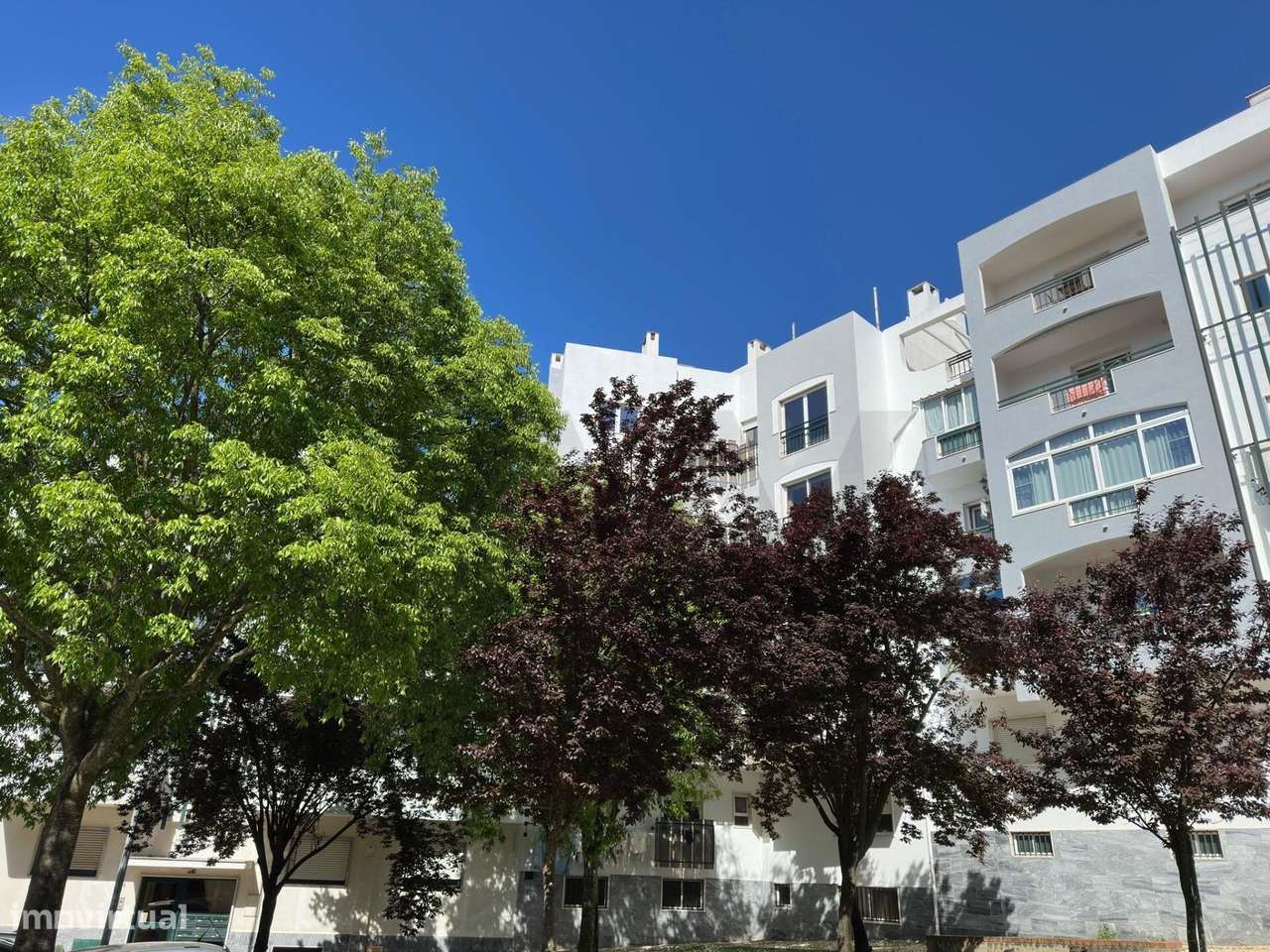 T2 com elevador na Urbanização do Buzano - São Domingos de Rana - Cas-28