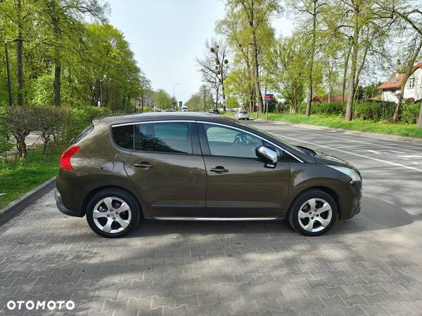 Peugeot 3008 HDi FAP 150 Premium - 2