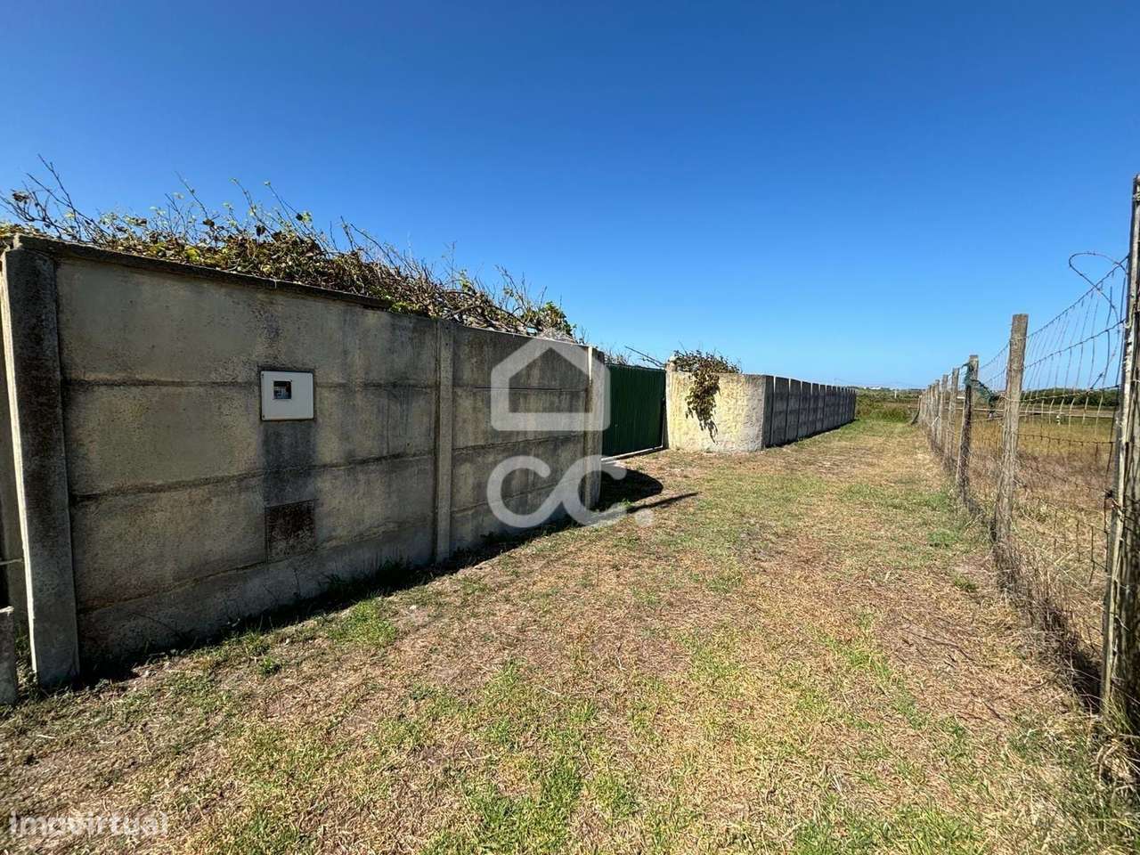 PRAIA DA VIEIRA------Terreno rústico com a área bruta de 715 m2, todo - Grande imagem: 4/10