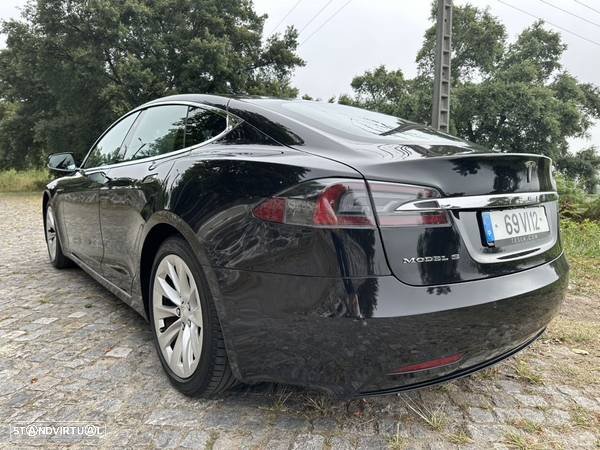 Tesla Model S 100D - 15