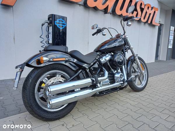 Harley-Davidson Softail Standard - 3