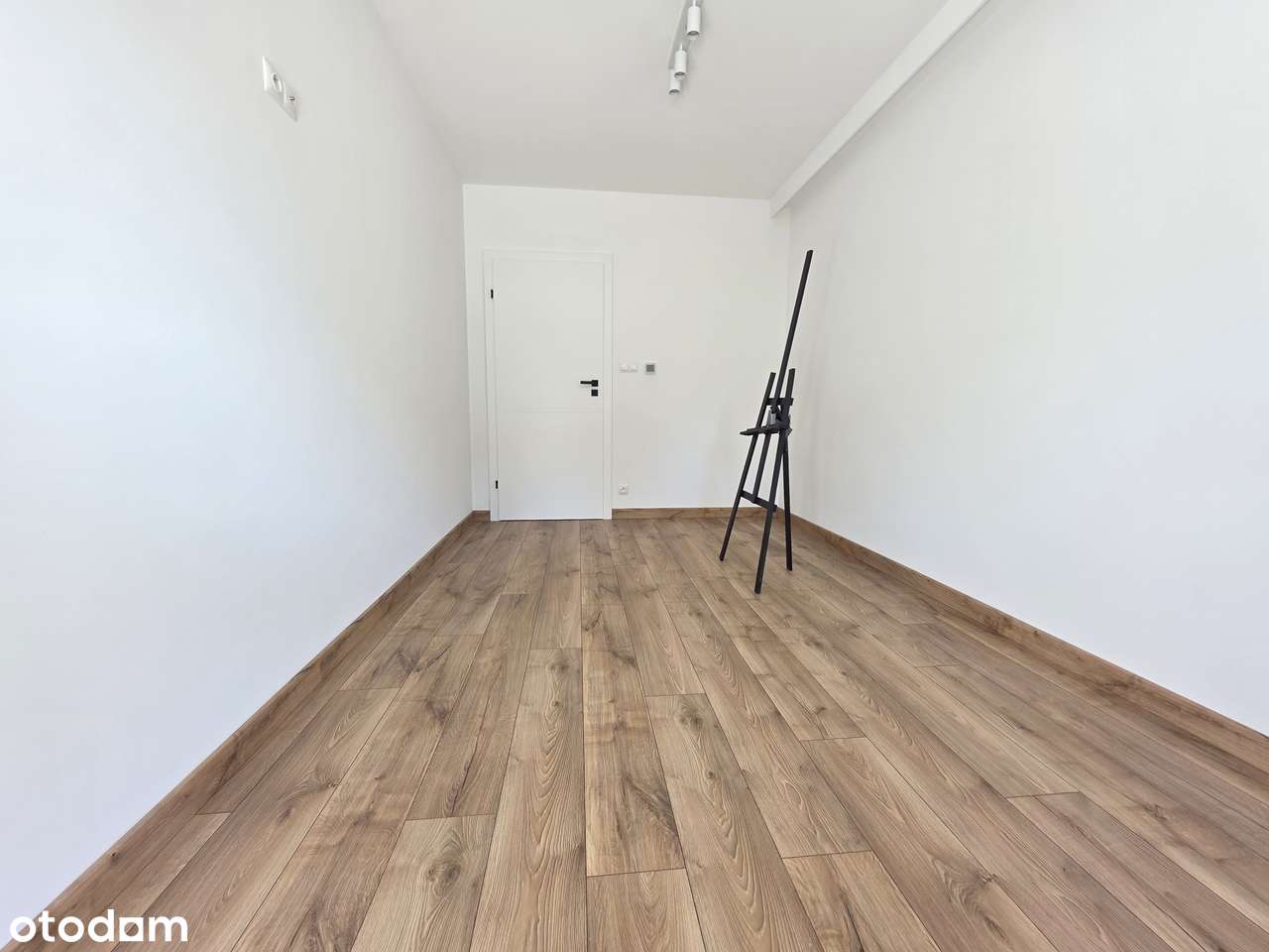 Świetny dom w Dyminach, wysoki standard wykończenia, strzeżone osiedle-13