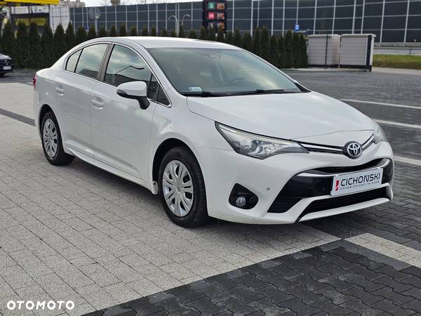 Toyota Avensis - 5