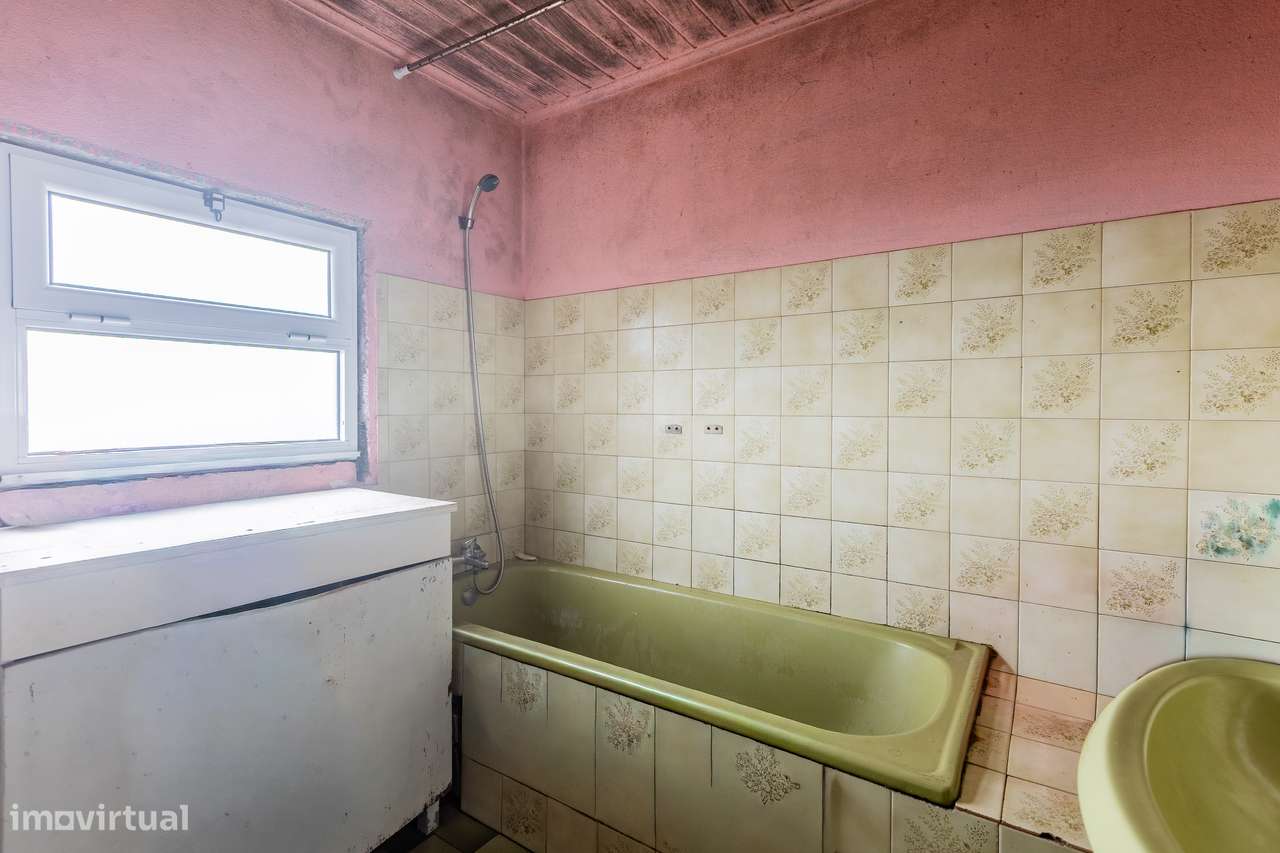 Moradia T2 - Feteiras-11