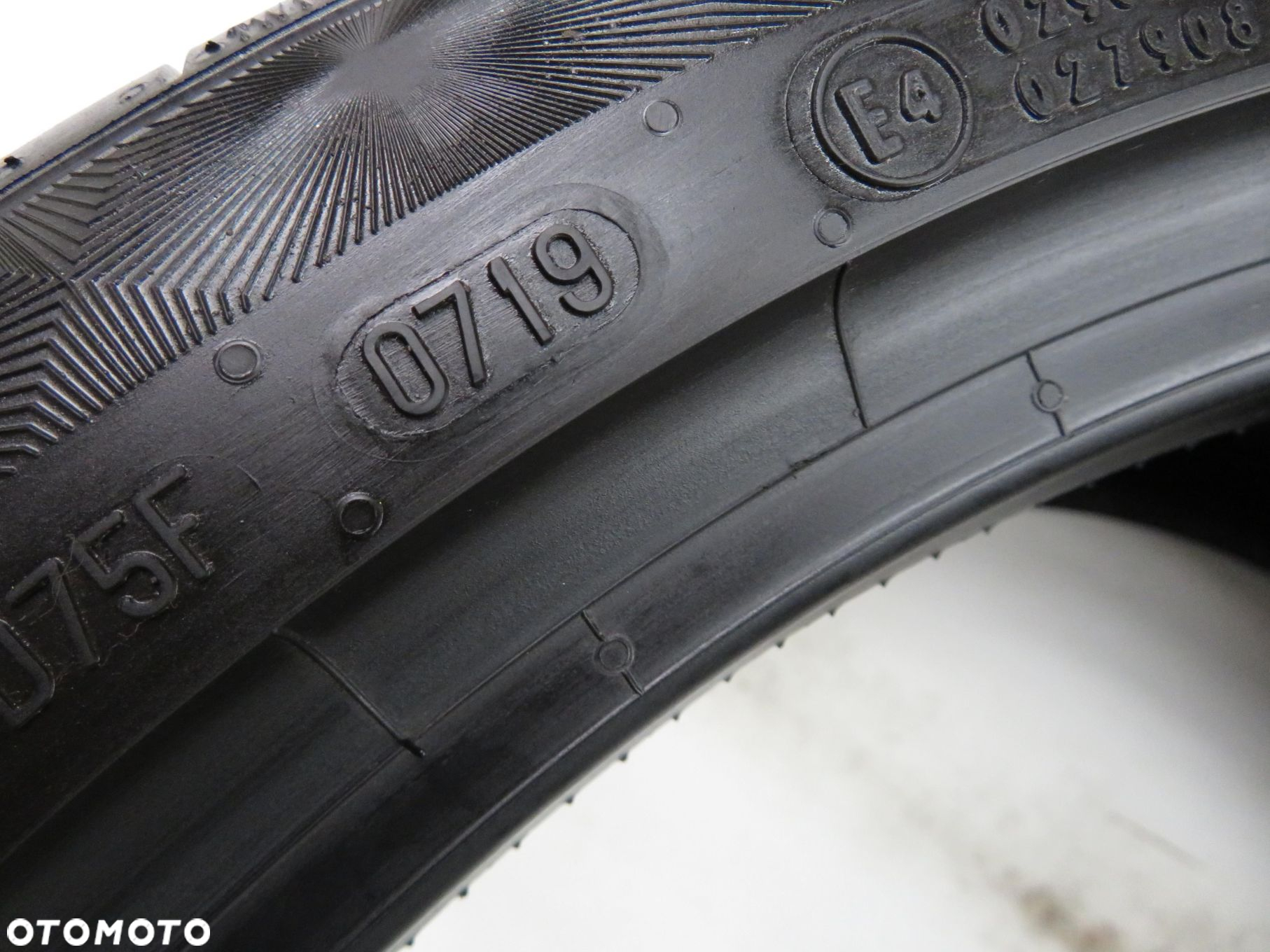 225/40R18 OPONA LETNIA Continental PremiumContact 6 92Y XL - 7