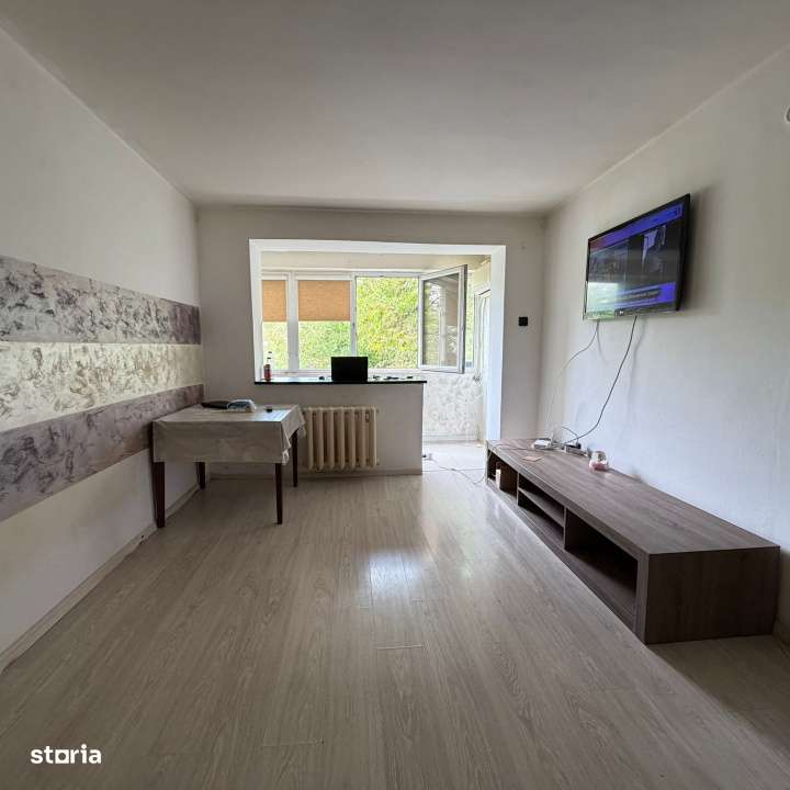 2 camere | Calea Giulesti| Constructorilor| Liceu | Parc| Tramvai 2'